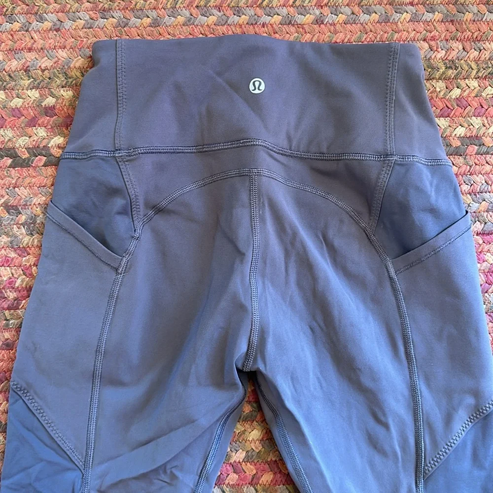 LULULEMON GREY CROP RUN ATHLETIC LEGGINGS